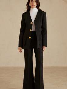 Aveloria Rosie Minimalist V-Neck Embossed Metal Button Waist Fitted Blazer Suit - Black - View 5