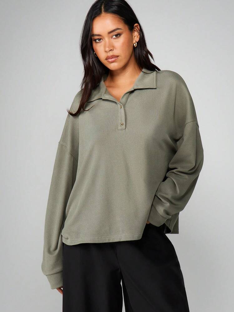 MISSGUIDED Relaxed Fit Waffle Knit Henley Long Sleeve Collared Button Pullover Top