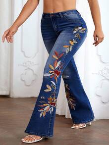 Slaydiva Plus Size Casual Washed Floral Embroidered Flare Jeans - Blue - View 1