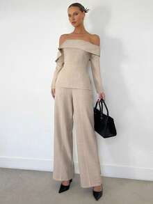Siren Gaze 2 pièces Top aux épaules dénudées et pantalon, tenue de navette pour femmes. Ensemble une épaule, style de bureau pour l'été. Tenue décontractée chic pour l'automne/hiver à manches longues - Nude - Voir 3
