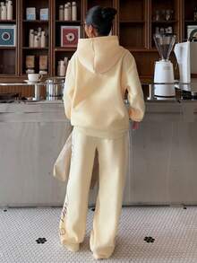 Muchica 女式字母印花连帽衫和运动裤黄色针织运动服套装，秋冬 - 黃色 - 查看 2