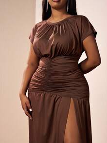 Veslaya Vestido sexy de manga corta con cuello redondo, plisado lateral y bajo con abertura, adecuado para mujer de talla grande en ocasiones casuales, diarias, citas, viajes, trabajo, elegante y playa, apto para otoño, invierno, primavera y verano - Marrón - Ver 5