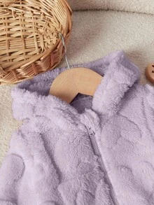 SHEIN 新生女孩可爱纯色毛绒绒心形图案连帽夹克厚外套适合秋冬季