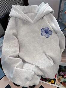 SHEIN 少女休闲简约印花宽松舒适灰色卫衣，适合秋冬季节穿着，图案为蓝色花朵，芙蓉花图案，浅蓝色卫衣。 - 彩色 - 查看 2