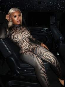 Slaydiva 2025秋季新款万圣节生日派对宴会学院风学生日常休闲邮轮旅行病毒式街头性感俱乐部圆领长袖数码印花身体结构线条女式紧身连体裤 - 棕色 - 查看 4