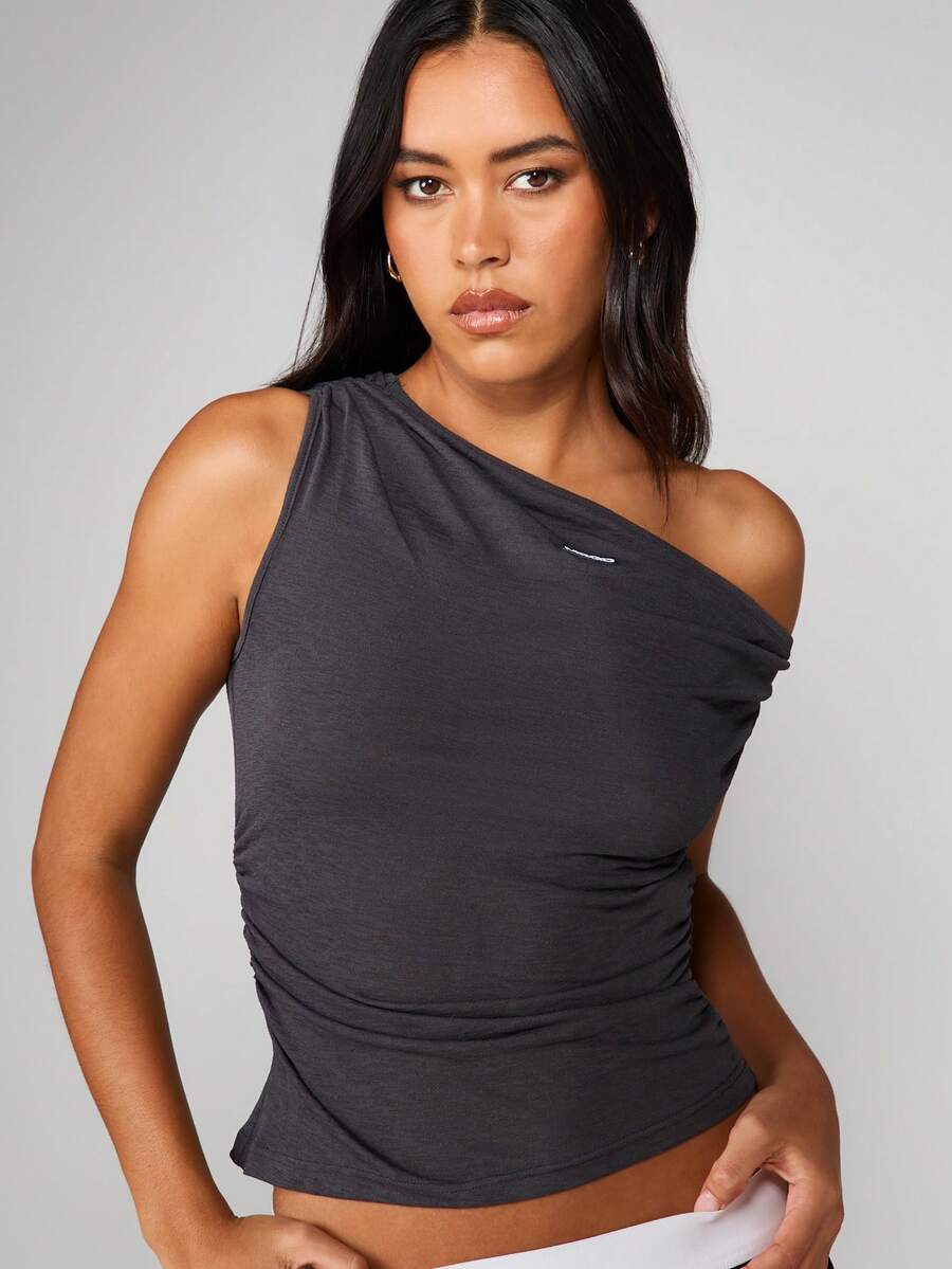 MISSGUIDED Off Shoulder Ruched Fitted Top With Draped Neckline For Casual Evening Wear - Black - View 1