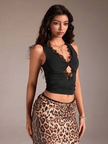 SHEIN TRNDY 1pc Women's Black Lace Trim Deep V-Neck Sexy Fitted Party Camisole Top - Black - View 6