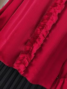 SHEIN Clasi Áo cánh tay bồng cổ chữ V màu trơn thanh lịch cỡ lớn dành cho nữ - Màu Đỏ Sâu - Xem 7