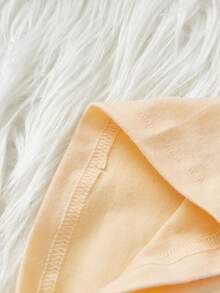 SHEIN LUNE Lässiges, weites Rundhals Damen T-Shirt mit rot bedrucktem Weihnachtsbaum und englischen Buchstaben, geeignet für Weihnachten, Partys, Familien-Matching, Paar-Matching im Herbst/Winter