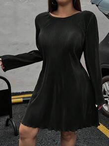 SHEIN EZwear Plus Size Women Black Casual Solid Color Minimalist Short Dress