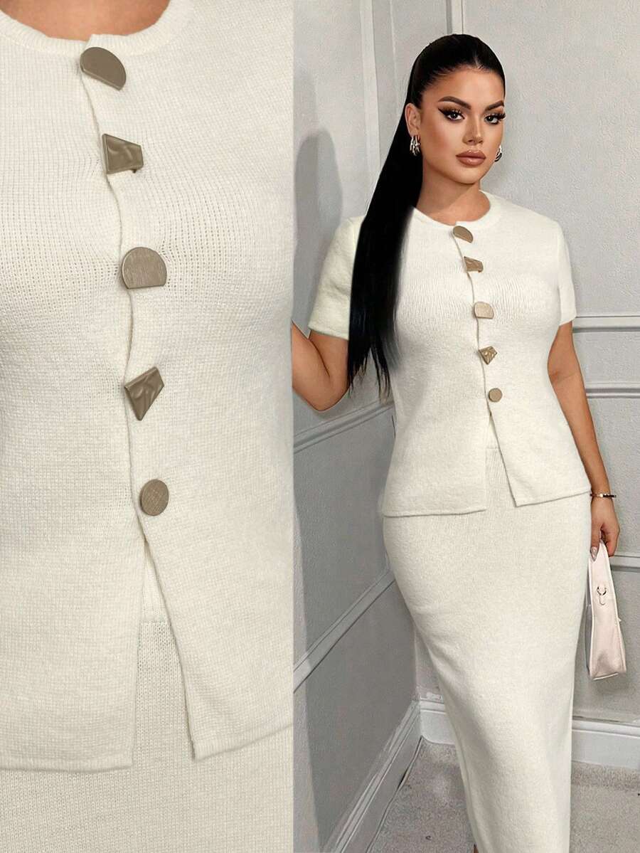 SHEIN SXY 新款复古通勤商务个性金属纽扣修身半身裙和毛衣两件套女装，初秋 - 米色 - 查看 1