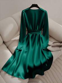 GlowEve Satin + Belt Decor Long Sleeve Midi Dress - Dark Green - View 2
