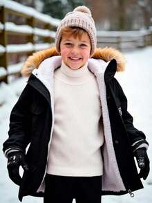 SHEIN Tween-Jungen Lässiger College-Stil, bequem und modisch, praktische Kapuzenjacke aus weichem Fleecestoff mit mehreren Taschen, geeignet für Herbst und Winter, geeignet für den Alltag, zum Spielen im Freien, in der Schule, für Straßenfotografie, Partys und zu Hause.