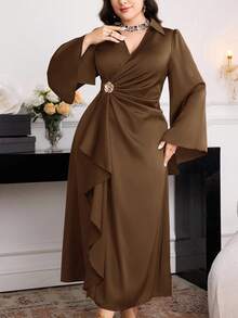 Modelyn Abito avvolgente con maniche a campana, colore tinta unita, elegante per feste, taglie comode - Caffè Marrone - Visualizzare 1