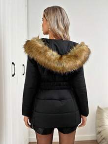 Easowa 黑色羽绒服，带毛领、帽子、腰部收紧、拉链、长袖和口袋，适合严冬作为外套穿着，圣诞节服装，冬季女装，女士外套。 - 黑色 - 查看 5