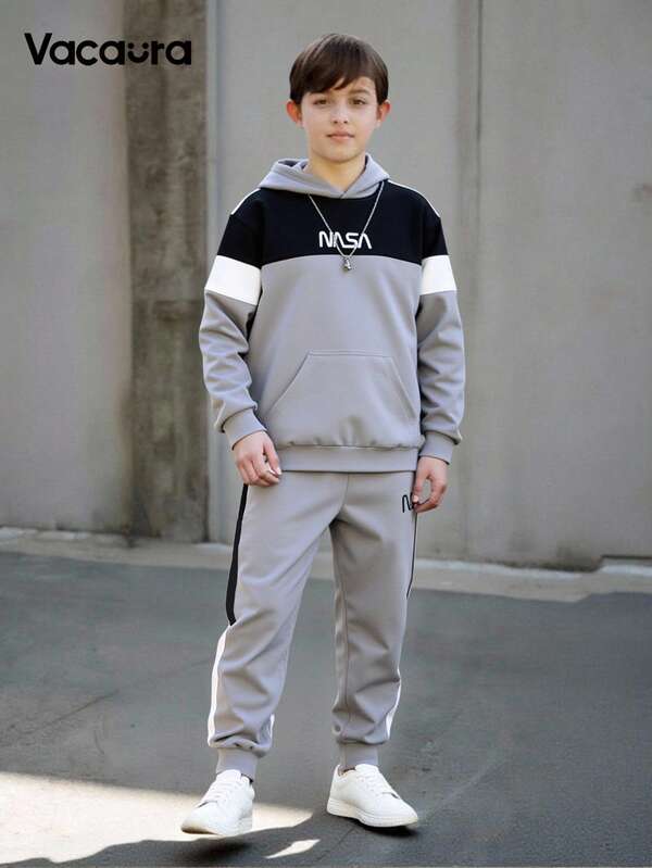 SHEIN Tween Boy Letter Graphic Colorblock Kangaroo Pocket Hoodie & Sweatpants