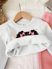 女婴针织柔软套头卫衣和运动裤套装，加厚休闲装，适合秋冬季节，采用爱心、白色和粉色蝴蝶结设计。 - 彩色 - 查看 4