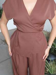 MDEdit Conjunto de 2 piezas de blusa con mangas de murciélago envolventes y pantalones anchos y holgados, tejido en color albaricoque, para salidas de verano, citas, vacaciones - Café integral - Ver 5