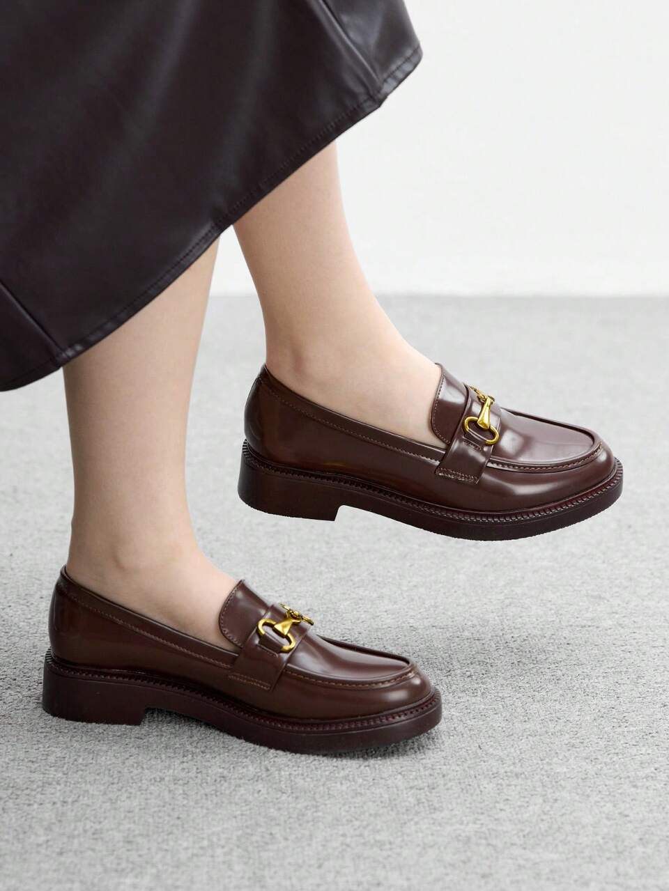 CUCCOO BIZCHIC Women's Fashion Burgundy Metal Buckle Comfortable Commuting Platform Loafers, Suitable For Outdoor, Travel, Shopping, Work And Daily Wear For Christmas Spring Shoes