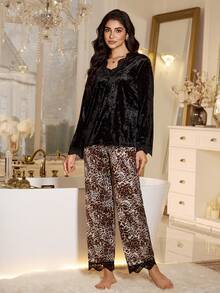 LuxeNights Women's Elegant Velvet Printed Contrast Lace Black Long Sleeve Top & Leopard Print Pants Pajama Set Velvet Pajama Set Pj Set Women Pajamas Sets For Women, Winter Clothes - Multicolor - View 4