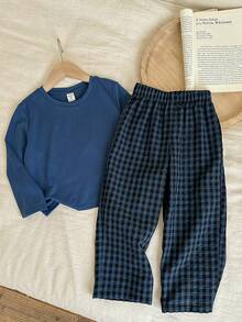 SHEIN 2 件套年轻男孩和兄弟姐妹休闲格子长袖 T 恤和宽松睡衣套装，适合圣诞节、圣诞派对 - 墨綠色 - 查看 2