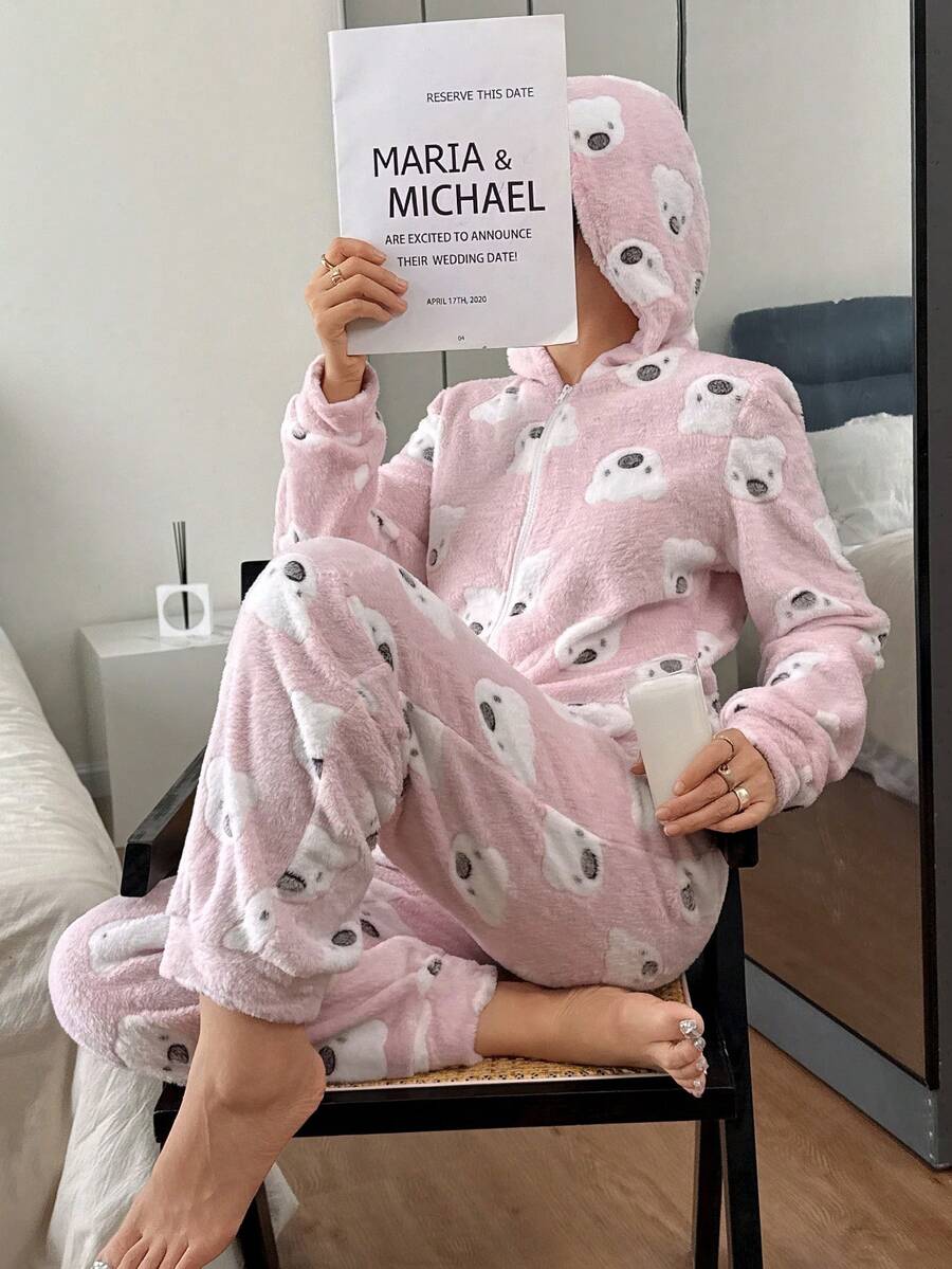 SHEIN 可爱小熊印花抓绒长袖连帽女式连体衣，蓬松舒适睡衣，秋冬款 - 粉色 - 查看 1