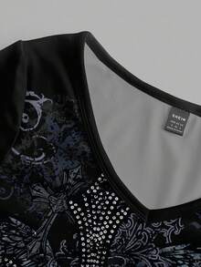 Attitoon 朋克翅膀交叉图案V领长袖T恤，女款，Y2K风格，街头复古风，返校季，怀旧风，秋季，度假休闲，秋冬，嘻哈，核心美学，哥特式赛博朋克，辣妹风 - 白色 - 查看 4