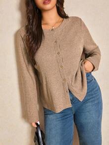 Elaquor Plus Size Women's Casual Everyday Commute Simple Solid Color Single-Breasted Loose T-Shirt, Spring/Autumn