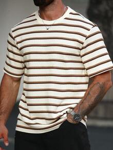 Manfinity CasualCool 男士多色提花条纹圆领短袖 T 恤，适合度假、用餐、居家、办公室休闲穿着，简约百搭时尚设计，是送给男朋友或丈夫的绝佳礼物 - 彩色 - 查看 5