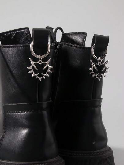 Goth 2 pezzi/set Decorazione per scarpe con pendente a forma di spada gotica, unisex, per Ognissanti