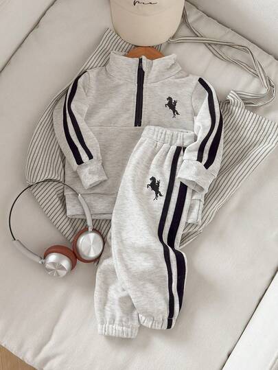 Playful Pals 2pcs Baby Boys Half-Zip Sweatshirt & Sweatpants Set, Korean Style Printed Black Drawstring Loose Fleece Thickened Casual Back To School Outfit, Suitable For Autumn/Winter Daily Wear Or Jogging