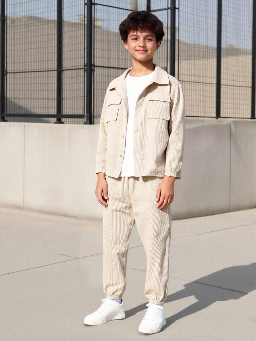 SHEIN 2 件套青少年男孩休闲灯芯绒面料工装口袋翻领长袖衬衫和松紧腰裤套装，适合秋季/春季、户外玩耍、学校、街头风格、派对和休闲，性价比高 - 杏色 - 查看 1