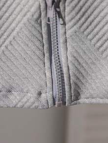 SHEIN Playful Pals 婴幼儿男童格纹绗缝领长袖夹克，时尚百搭，适合秋冬季