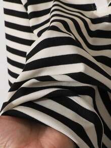 SHEIN 女童黑白条纹小马印花 Polo 衫，春秋季 - 彩色 - 查看 8