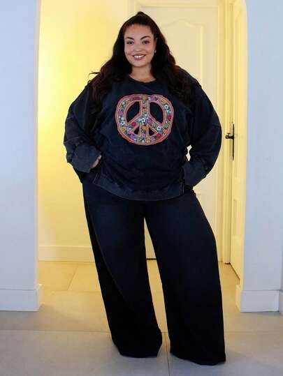 Pretty and Ole 大尺碼女性鬆身休閒牛仔長褲，設有腰部束帶和側口袋