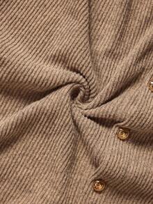 Elaquor Plus Size Women's Casual Everyday Commute Simple Solid Color Single-Breasted Loose T-Shirt, Spring/Autumn