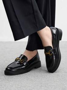 CUCCOO BIZCHIC 女士时尚黑色金属扣舒适通勤厚底乐福鞋，适合户外、旅行、购物、工作、日常穿着