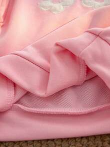SHEIN Playful Pals 女婴秋冬新款荷叶边领长袖花卉贴花卫衣和罗纹花卉印花喇叭裤休闲运动套装 - 粉色 - 查看 7