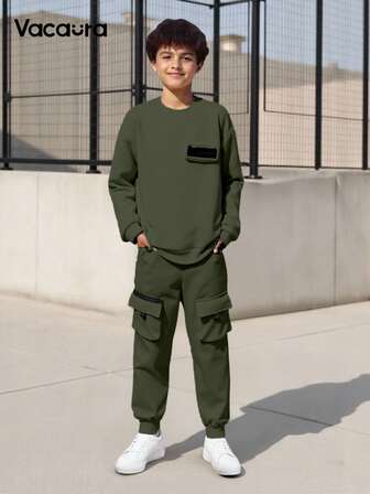 SHEIN 青少年男孩休闲街头风格纯色落肩超大羊毛连帽衫和工装裤两件套，秋冬