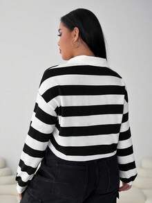 SHEIN EZwear 大碼條紋印花落肩袖Polo領運動衫 - 黑與白 - 查看 2