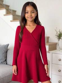 SHEIN Vestido de punto rojo de manga larga con cuello en V y cruce de tirantes acanalados para niña preadolescente, conjunto de Año Nuevo para niña, adecuado para Navidad, uso casual diario y al aire libre