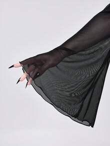 ROMWE Goth 大码哥特式天鹅绒领结优雅连衣裙，适合秋冬季节穿着，也可作为节日礼服。 - 黑色 - 查看 6