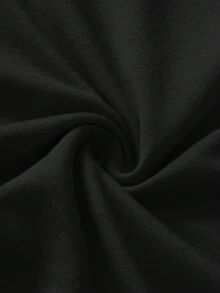 SHEIN LUNE 休闲宽松黑色T恤，搭配白色圣诞帽图案，印有圣诞字母，圆领短袖女式T恤，适合圣诞节、圣诞派对、家庭聚会、亲子装/情侣装穿着。 - 黑色 - 查看 4