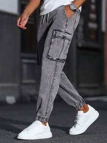 Manfinity Homme Pantalones vaqueros casuales y versátiles para hombres con cintura con cordón y bolsillos