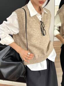 DAZY 女式休闲纯色V领毛衣背心，秋季 - 卡其色 - 查看 5