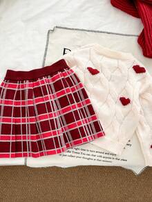 Genkimix Kids Kleine Mädchen Lässig Schul-Stil Set mit Herz Muster, weitem Pullover mit Drop Shoulder und kariertem plissiertem Rock, Herbst/Winter