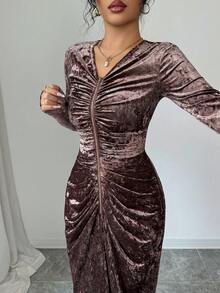 SHEIN Elenzya 女士优雅棕色V领长袖高端设计褶皱前襟中长连衣裙，适合约会、派对、晚宴、舞会等场合。 - 棕色 - 查看 7