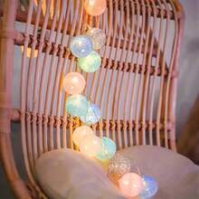 彩色棉珠串燈 1.5m/10LED，適用於居家、房間、節日、情人節、母親節、婚禮、攝影棚照明、背景裝飾，可調光，插電供電，裝飾用途，不含電池 - 彩色 - 查看 4