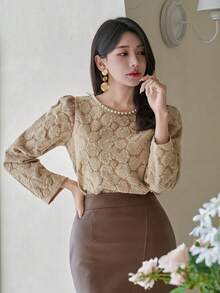 DAZY 女式优雅纹理圆领串珠泡泡T恤，秋季长袖上衣 - 卡其色 - 查看 8