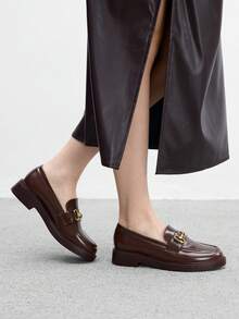 CUCCOO BIZCHIC Giày lười đế xuồng thời trang nữ màu đỏ tía khóa kim loại thoải mái khi đi làm, thích hợp cho các hoạt động ngoài trời, du lịch, mua sắm, làm việc và mặc hàng ngày - Màu Đỏ Sâu - Xem 9